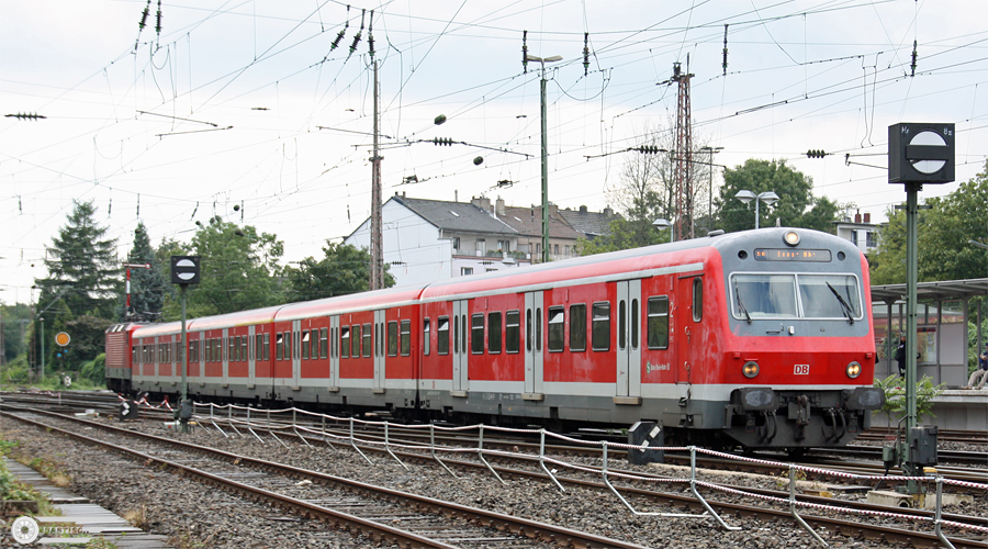 143er mit xWagen im Güterbahnhof DüsseldorfRath (mB) S
